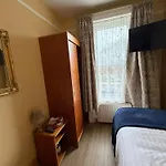 Konukevi Abc House Dublin